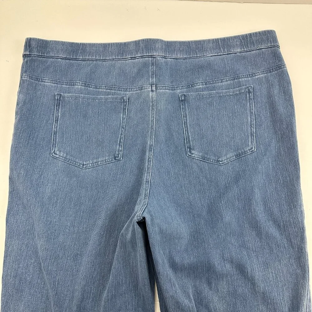 Isaac Mizrahi‎ Wide Leg Crop Women's size 24W Medium Wash Blue Denim Jeans